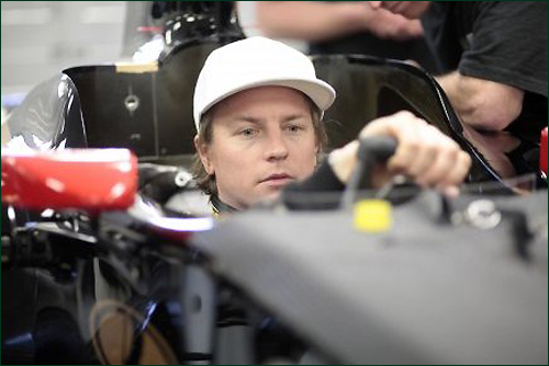 kimi-enstone-1.jpg